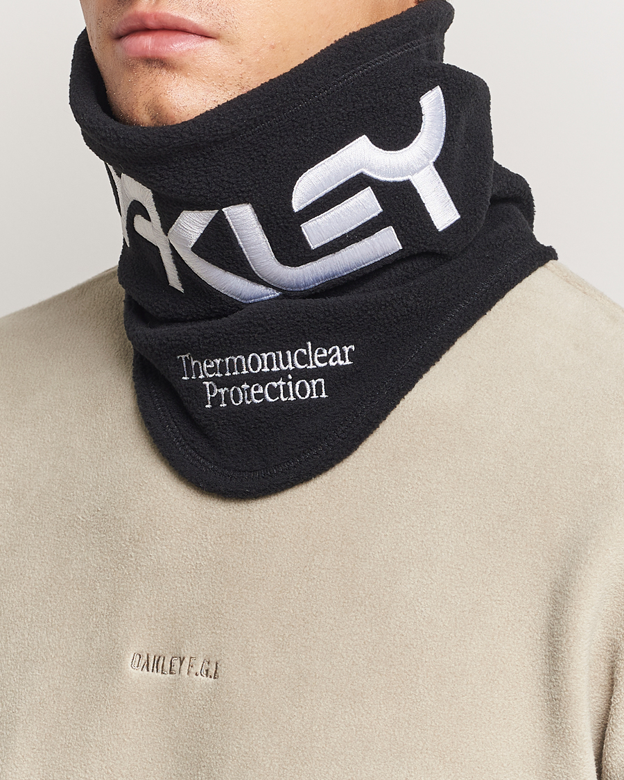 Men | Scarves | Oakley | TNP Neck Gaiter Blackout