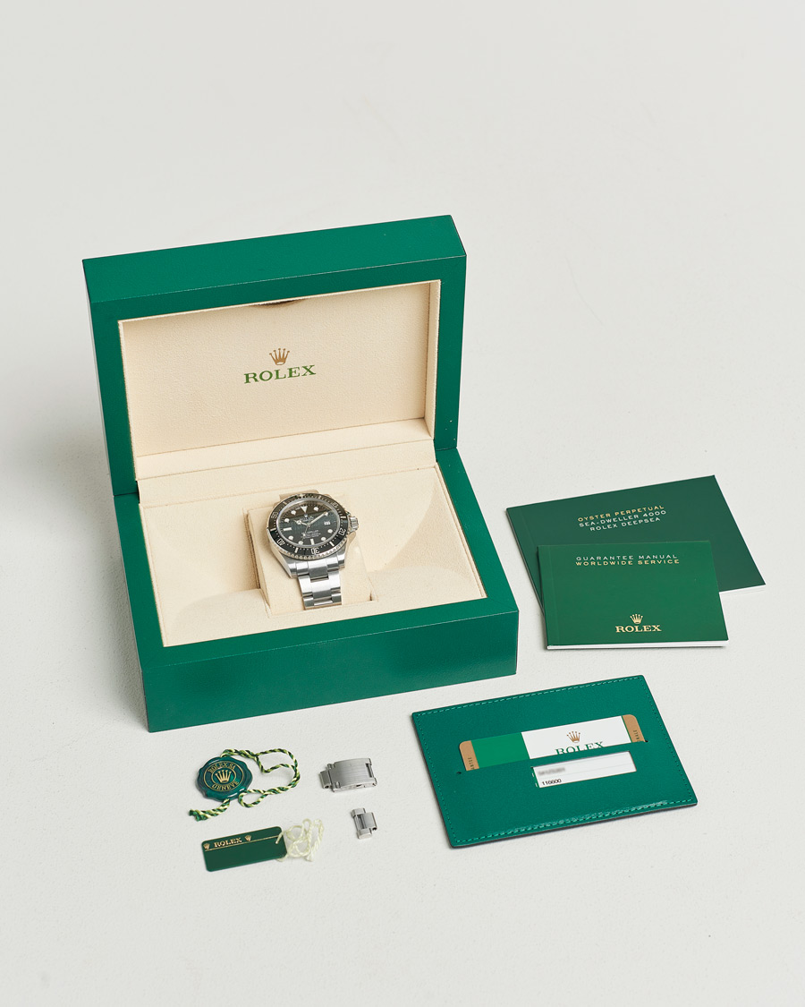 Men | Rolex Pre-Owned Sea-Dweller 4000 116600 Silver | Rolex Pre-Owned | Sea-Dweller 4000 116600 Silver