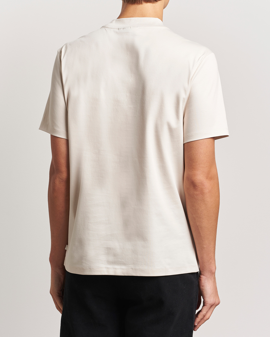 Men | T-Shirts | J.Lindeberg | Ace Mock Neck T-Shirt Moonbeam