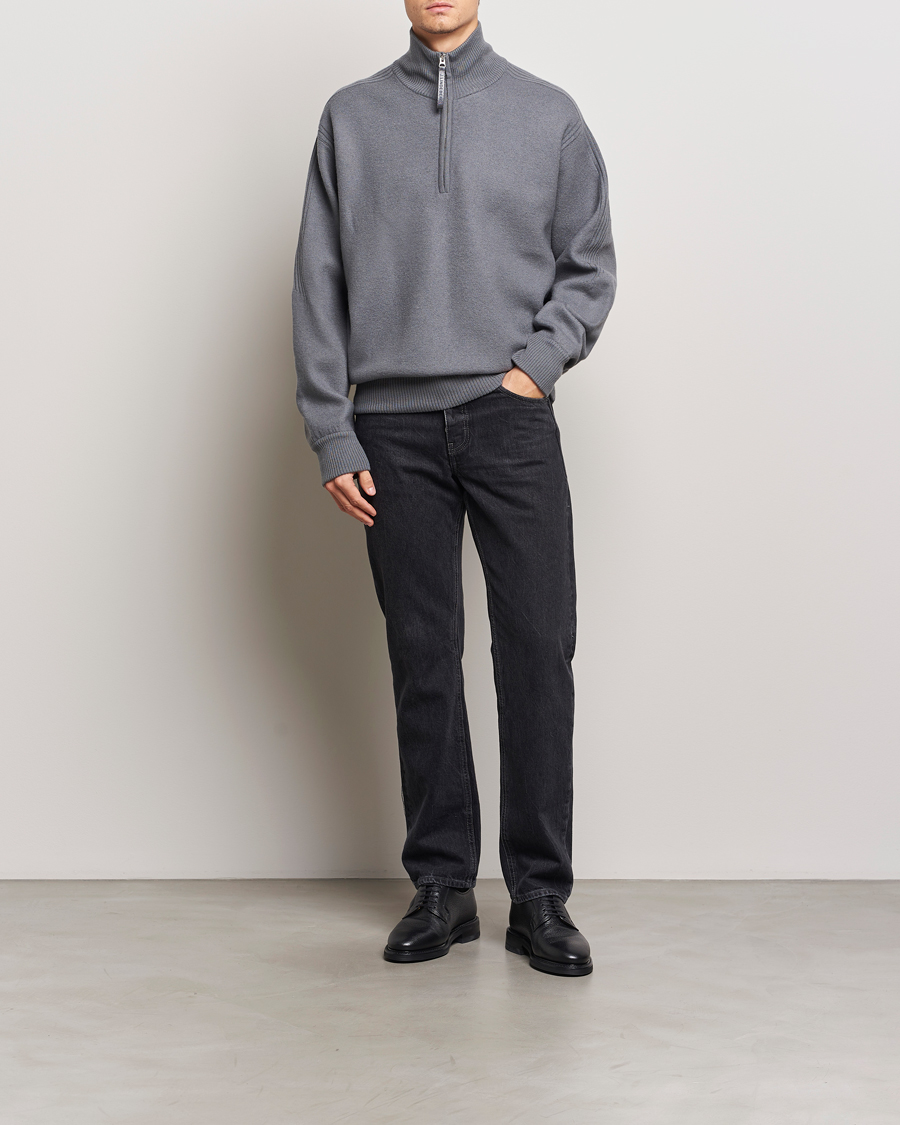 Men | Sweaters & Knitwear | J.Lindeberg | Bon Boiled Wool Quarter Zip Lava Smoke