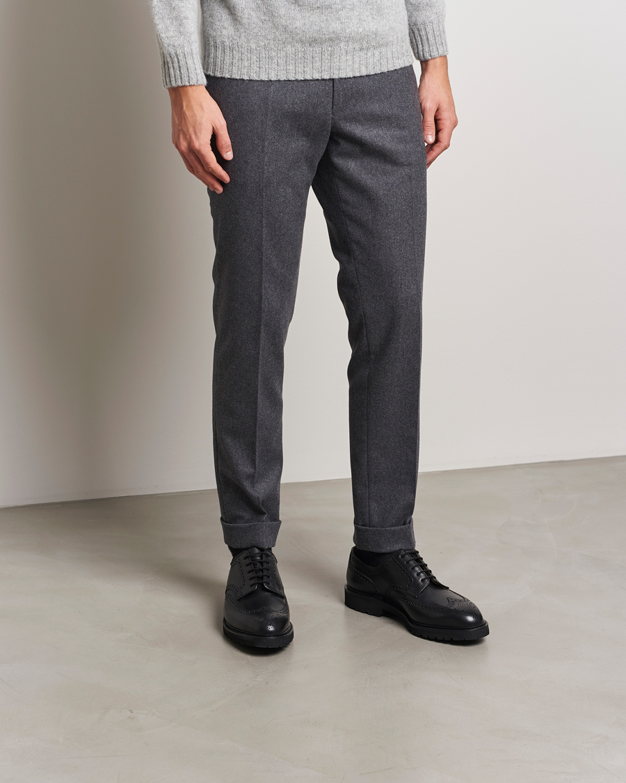 Men | Brogues | Crockett & Jones x Tärnsjö Garveri | Crockett & Jones Pembroke Milled Grain Vibram Vi-Lite Black