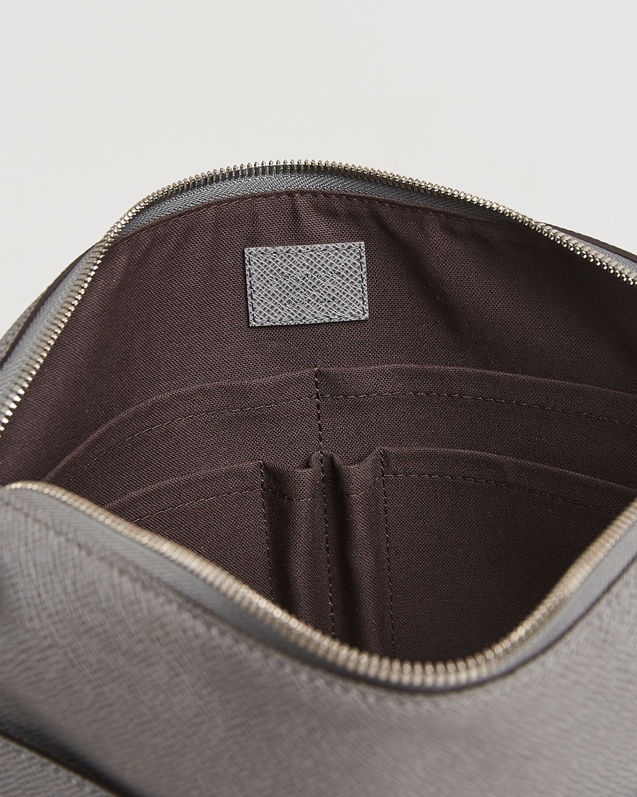 Men | Pre-Owned & Vintage Bags | Louis Vuitton Pre-Owned | Gray Taiga PM Messenger Bag Grigori