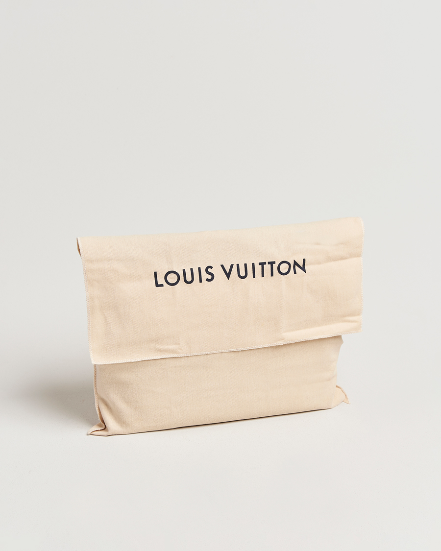Men | Pre-Owned & Vintage Bags | Louis Vuitton Pre-Owned | Gray Taiga PM Messenger Bag Grigori