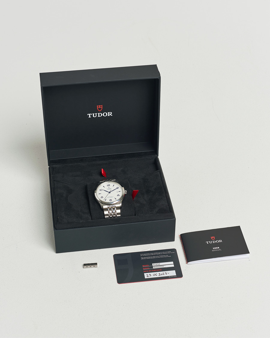 Men | Tudor Pre-Owned 1926 M91650 Silver | Tudor Pre-Owned | 1926 M91650 Silver