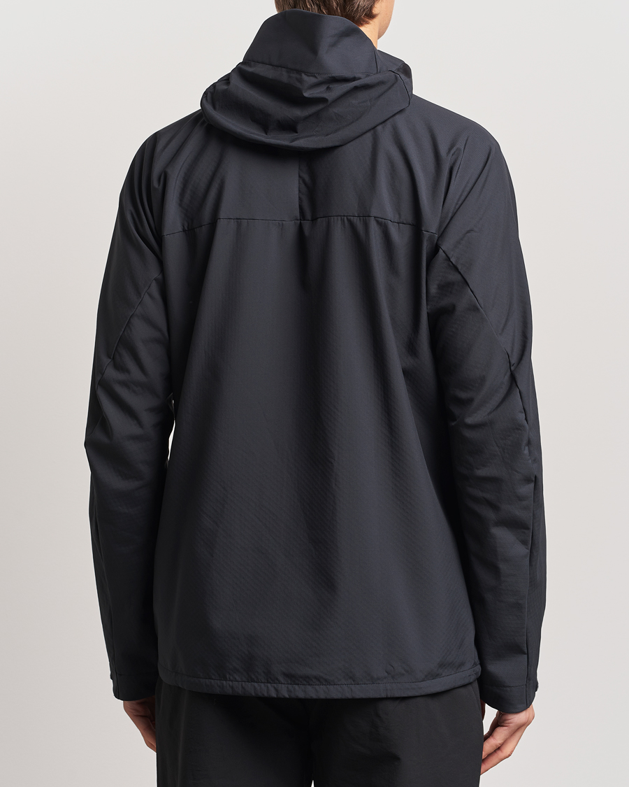 Men | Coats & Jackets | Houdini | Pace Softshell Jacket True Black