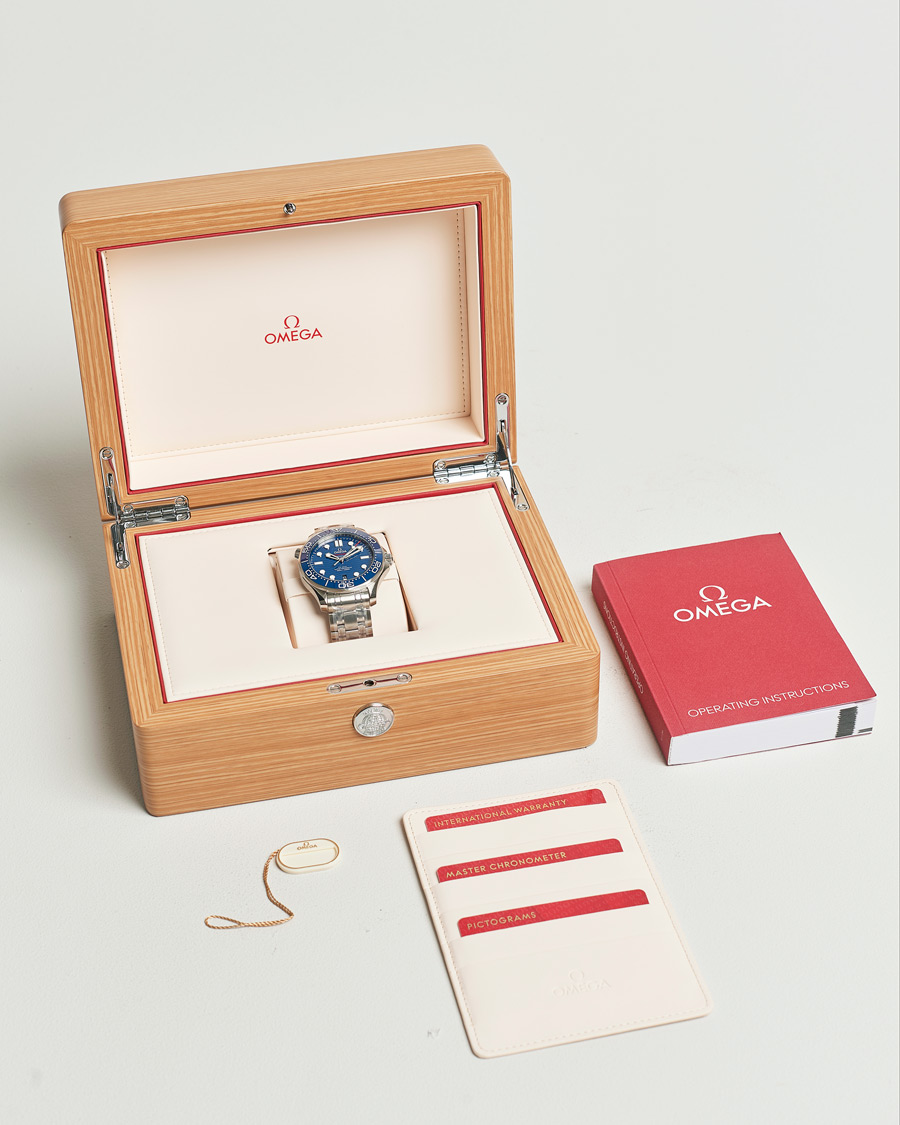 Men | Pre-Owned & Vintage Watches | Omega Pre-Owned | Seamaster Diver 300m