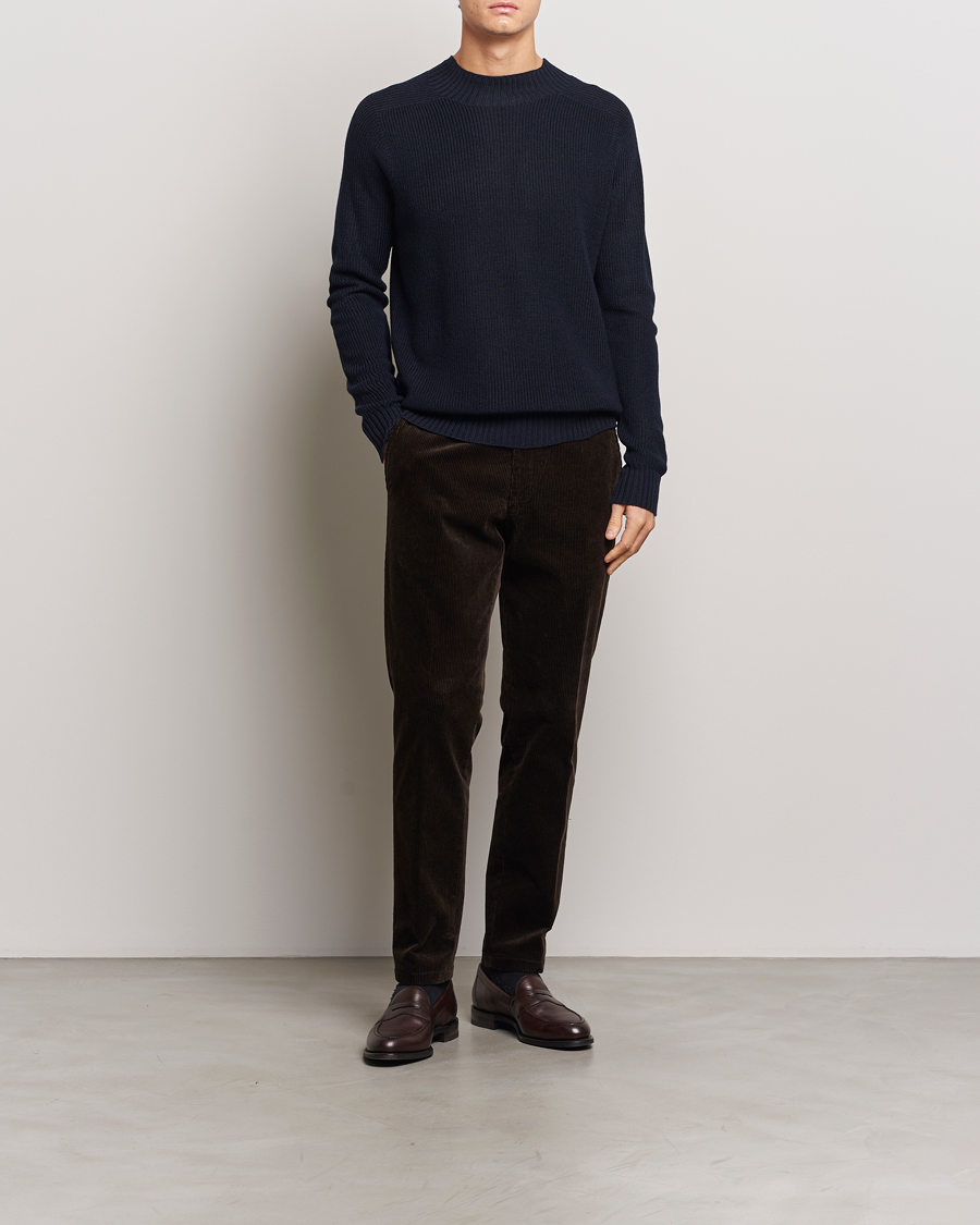 Men | Sweaters & Knitwear | Oscar Jacobson | Collins Knitted Wool Turtleneck Navy