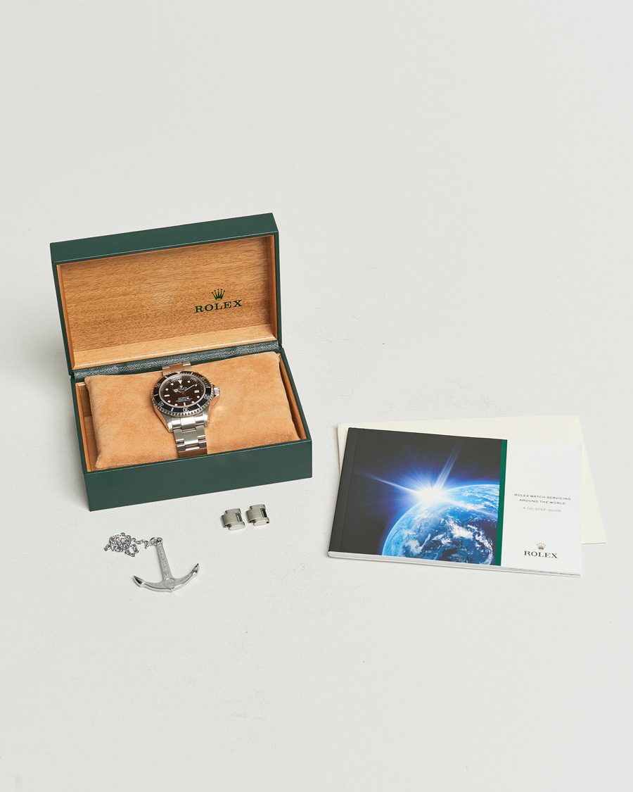 Men | Rolex Pre-Owned Sea-Dweller 4000 | Rolex Pre-Owned | Sea-Dweller 4000