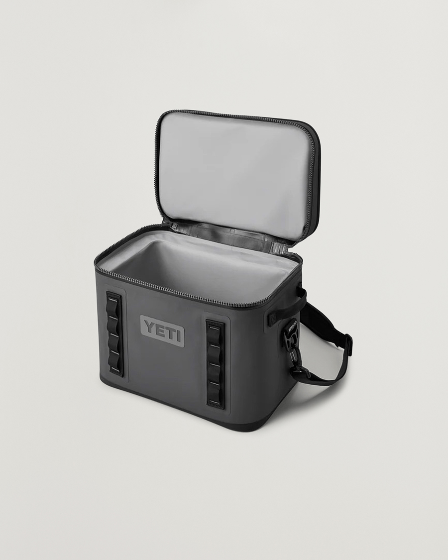 Men | Outdoor living | YETI | Hopper Flip 18 Soft Cooler Charcoal