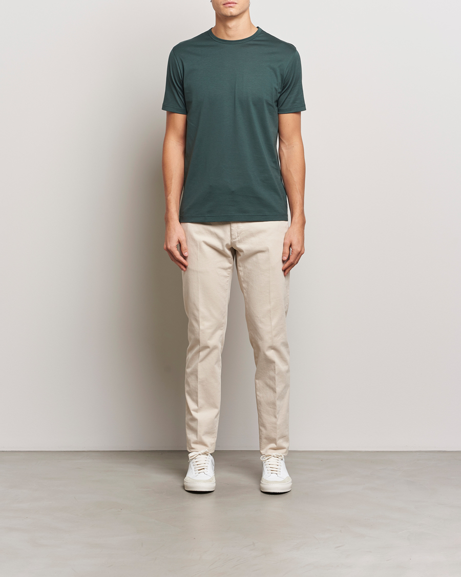Men | T-Shirts | Sunspel | Crew Neck Q82 Cotton T-Shirt Holly Green