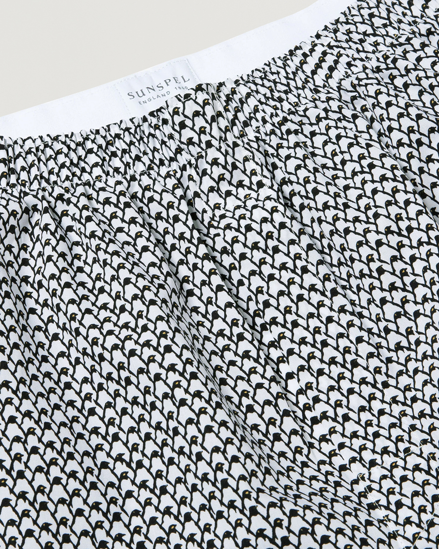 Men | Underwear & Socks | Sunspel | Printed Woven Cotton Boxer Shorts Penguin