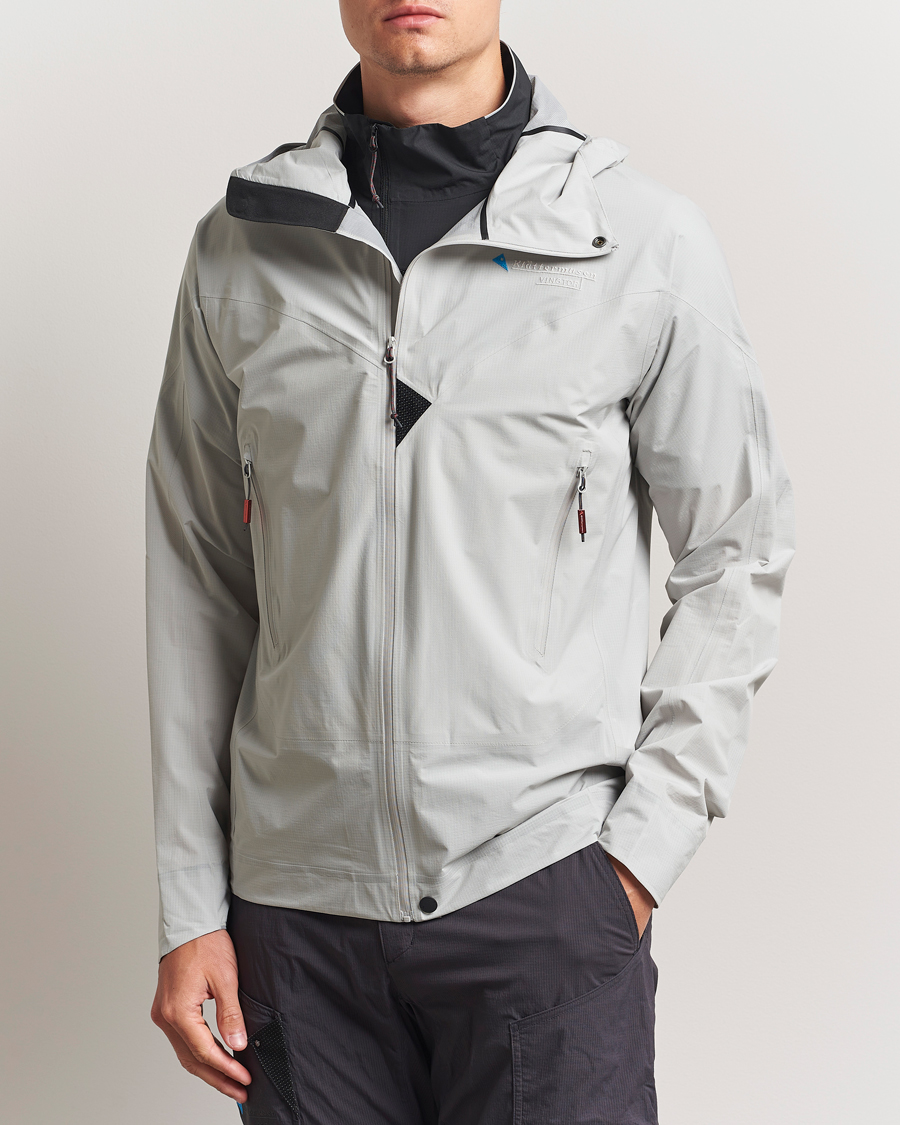 Men | Coats & Jackets | Klättermusen | Vingtor Hooded Shell Jacket Moon
