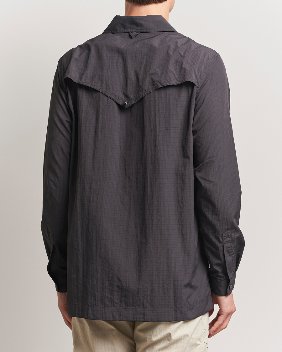 Men | Shirts | Klättermusen | Syn Long Sleeve Function Shirt Raven