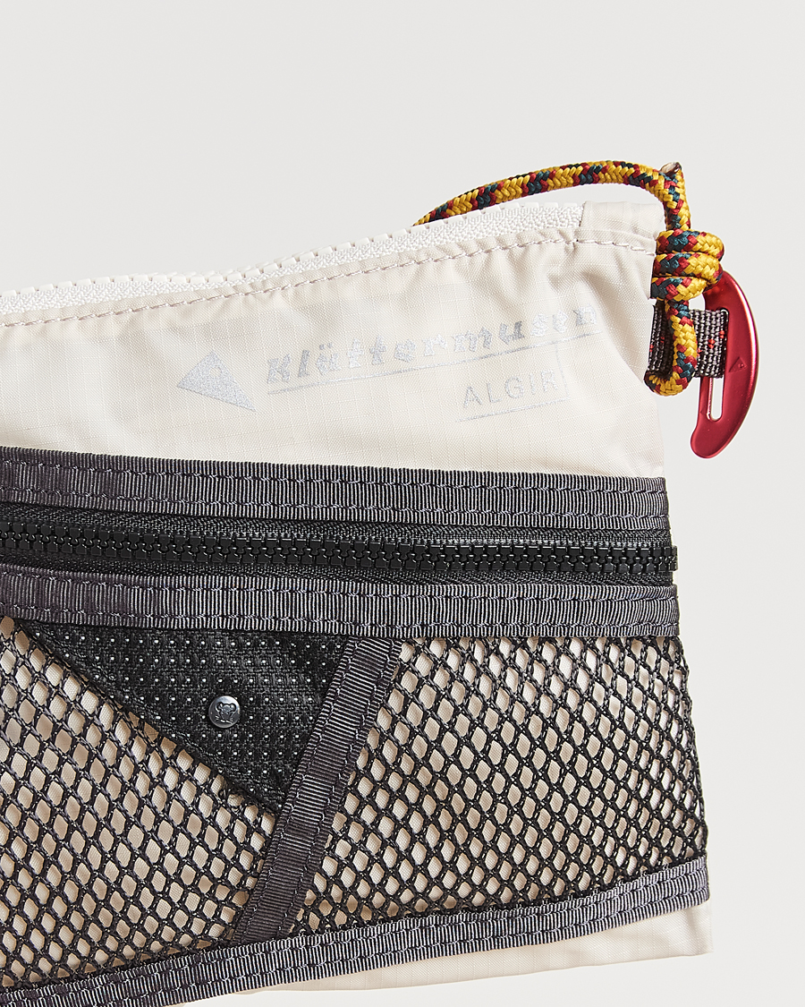 Men | Bags | Klättermusen | Algir Accessory Bag Small Putty Grey