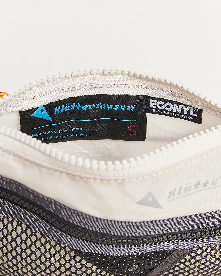 Men | Bags | Klättermusen | Algir Accessory Bag Small Putty Grey