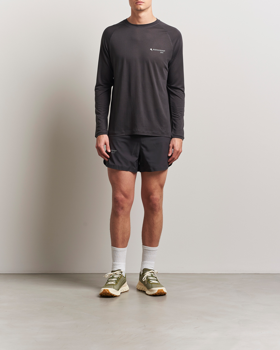 Men | Sweaters & Knitwear | Klättermusen | Groa Long Sleeve T-Shirt Raven