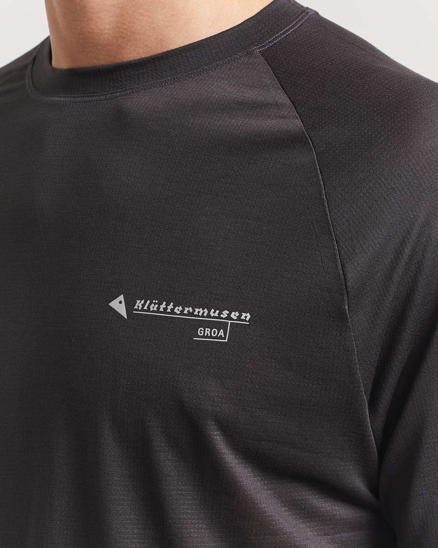 Men | Sweaters & Knitwear | Klättermusen | Groa Long Sleeve T-Shirt Raven