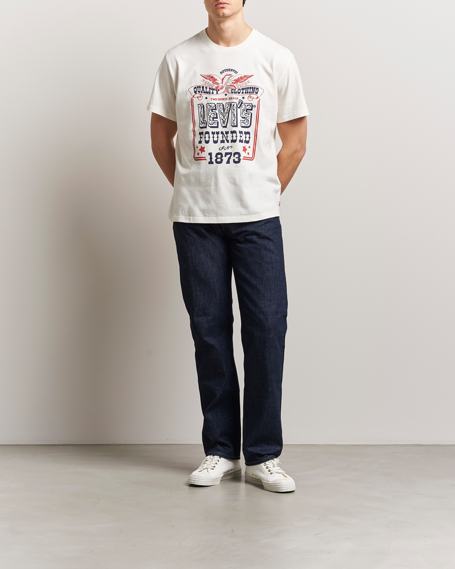 Men | T-Shirts | Levi's | Relaxed Fit Printed Crew Neck T-Shirt Egret White
