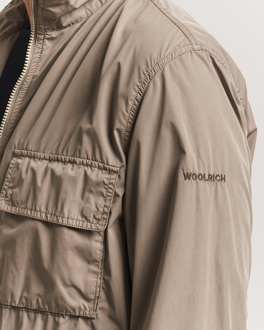 Men | Coats & Jackets | Woolrich | Urban Field Jacket White Pepper