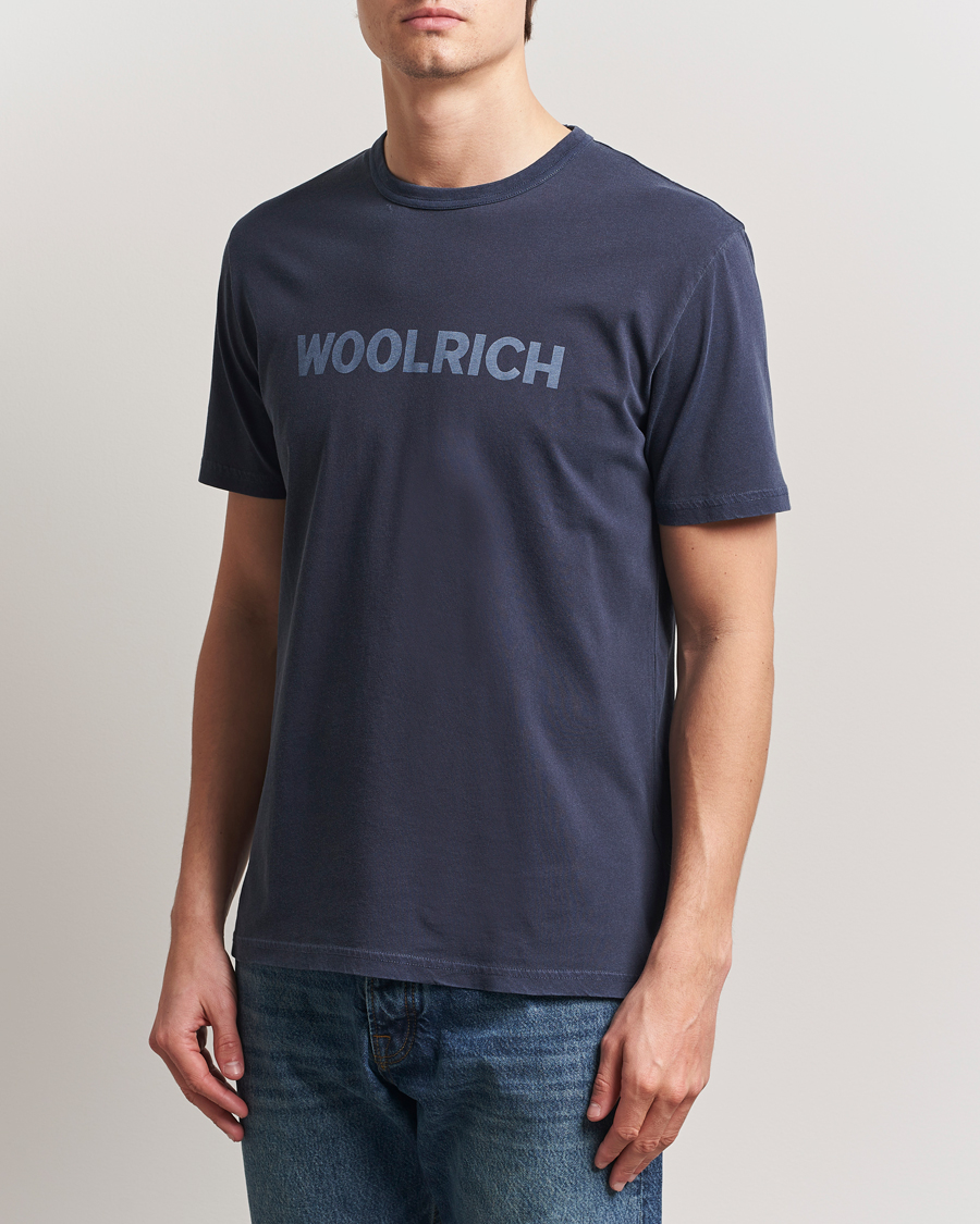 Men | T-Shirts | Woolrich | Light Garment Dyed T-Shirt Dream Blue