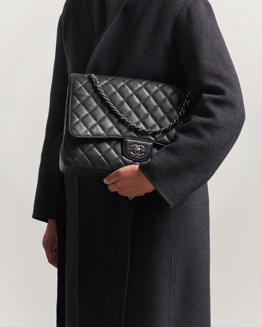 Men | Gifts for Her | Chanel Pre-Owned | Classic Single Flap Maxi Black Caviar