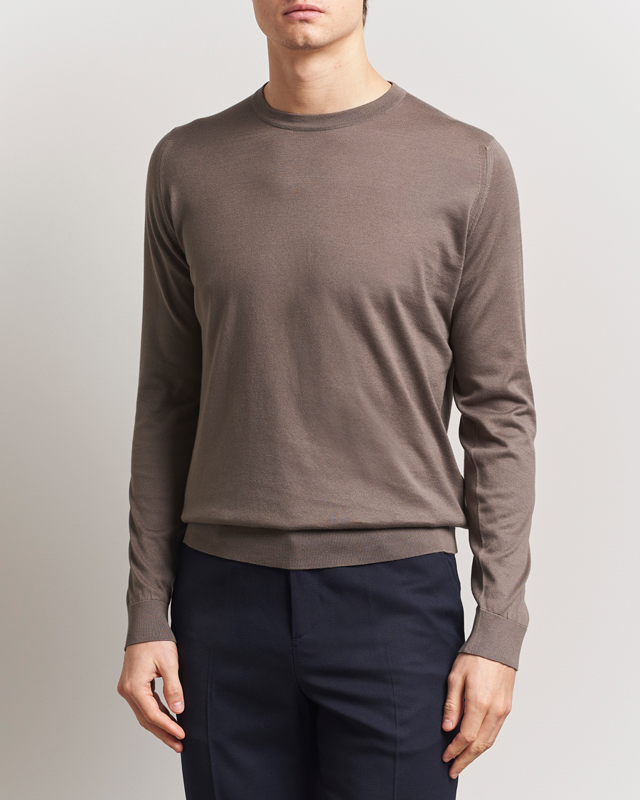 Men | Sweaters & Knitwear | John Smedley | Rowland Sea Island Crew Neck Pullover Beige Musk