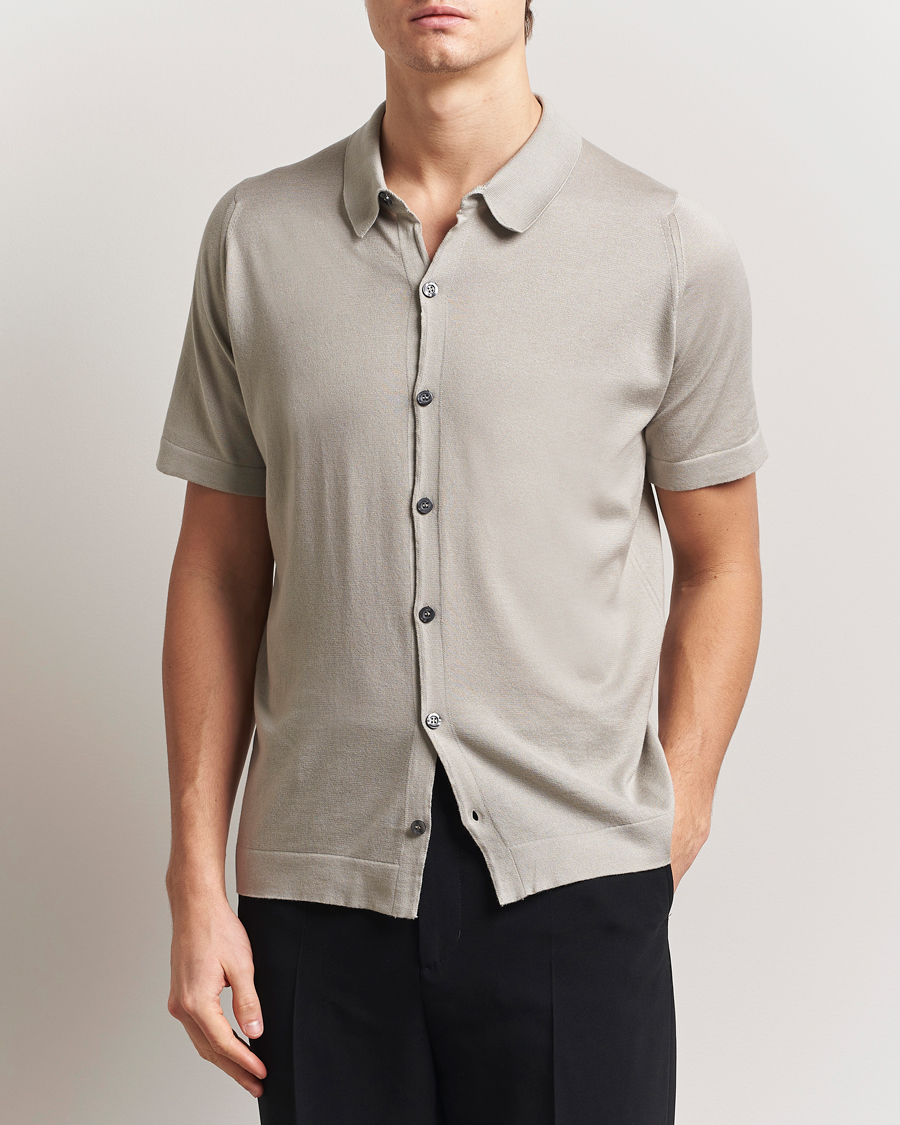 Men | Shirts | John Smedley | Folke Sea Island Knitted Polo Parchment
