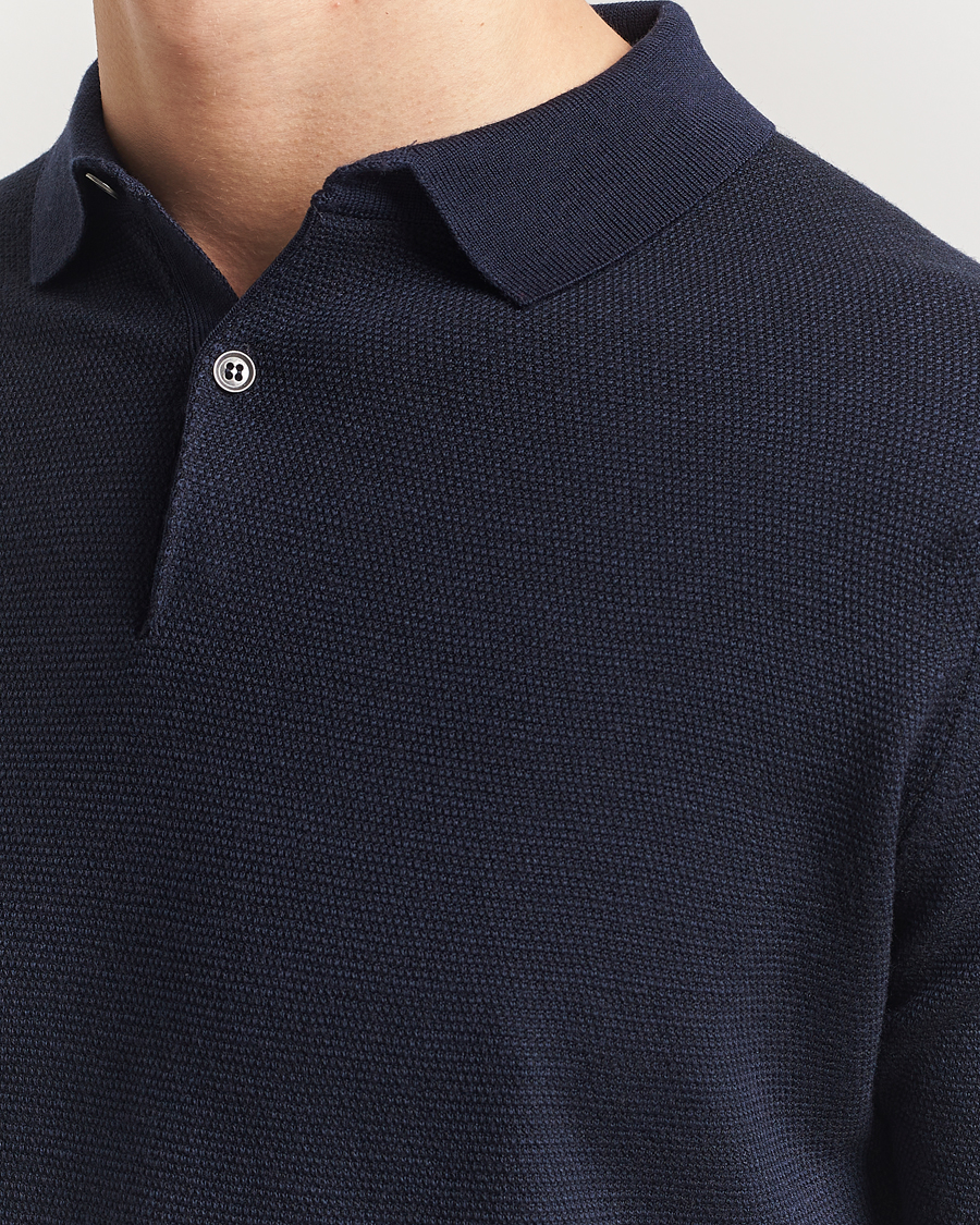 Men | Polo Shirts | John Smedley | 14 Singular Textured Polo Midnight/Black