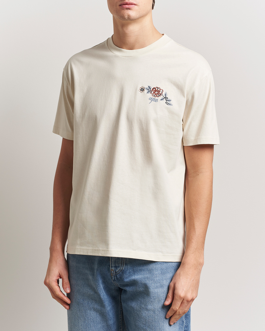 Men | T-Shirts | A.P.C. | Oscar Embroidered T-Shirt Ecru