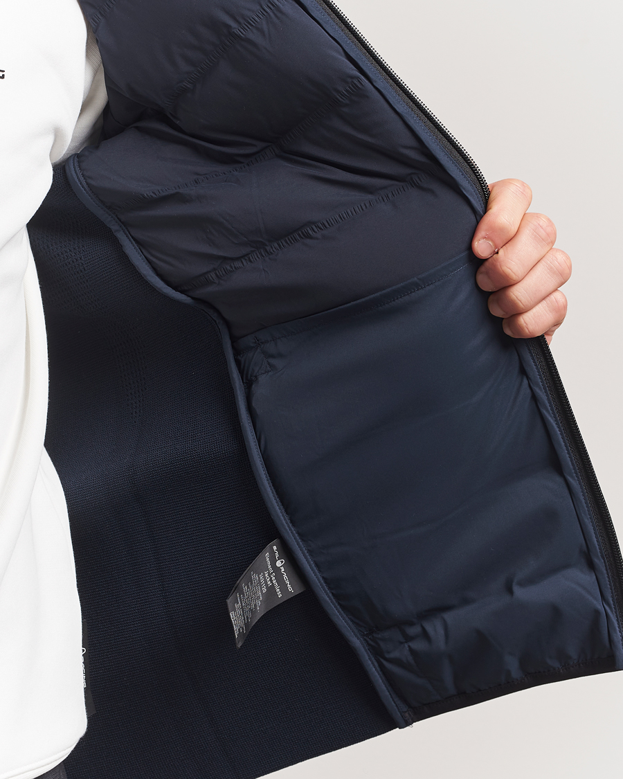 Men | Coats & Jackets | Sail Racing | Element Seamless Hybrid Jacket Dark Navy