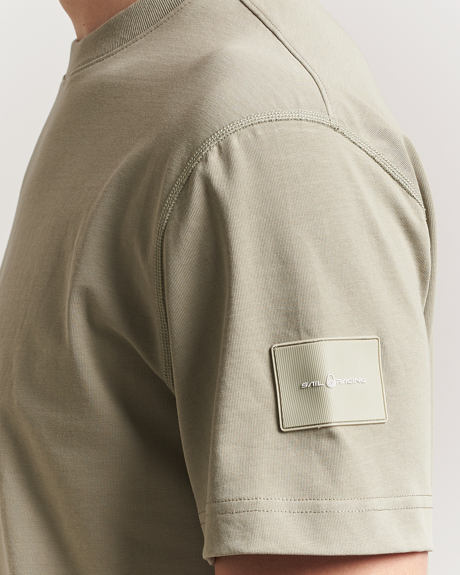 Men | T-Shirts | Sail Racing | Wind Crew Neck T-Shirt Light Khaki