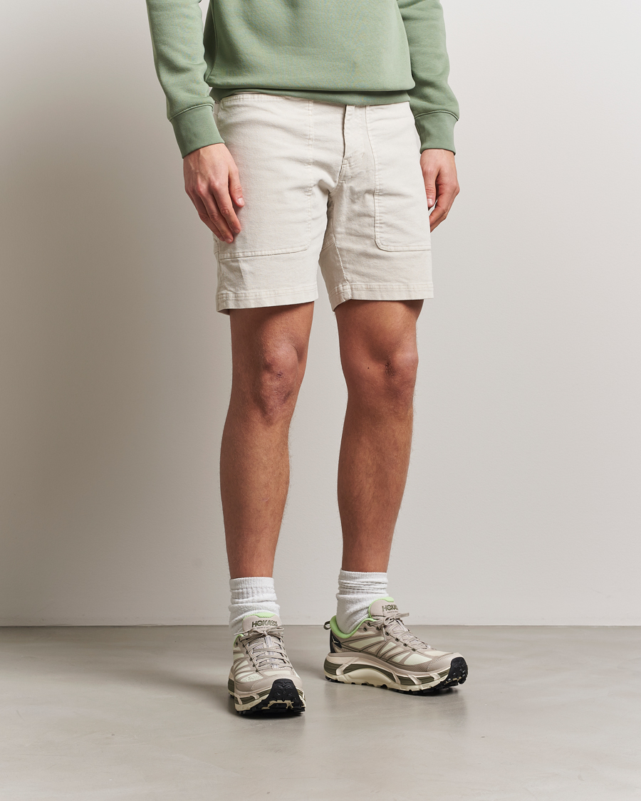 Men | Shorts | Sail Racing | Grinder Corduroy Shorts Sand