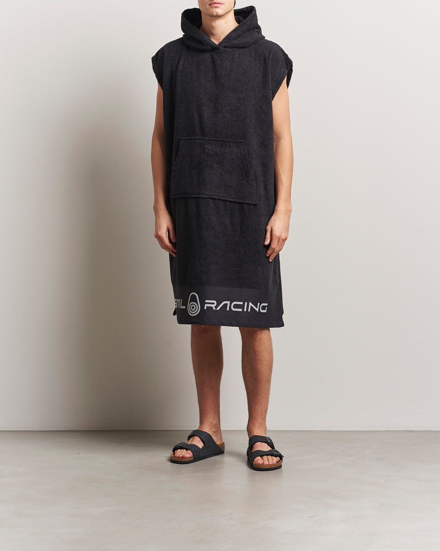 Men | Swimwear | Sail Racing | Bowman Poncho Carbon