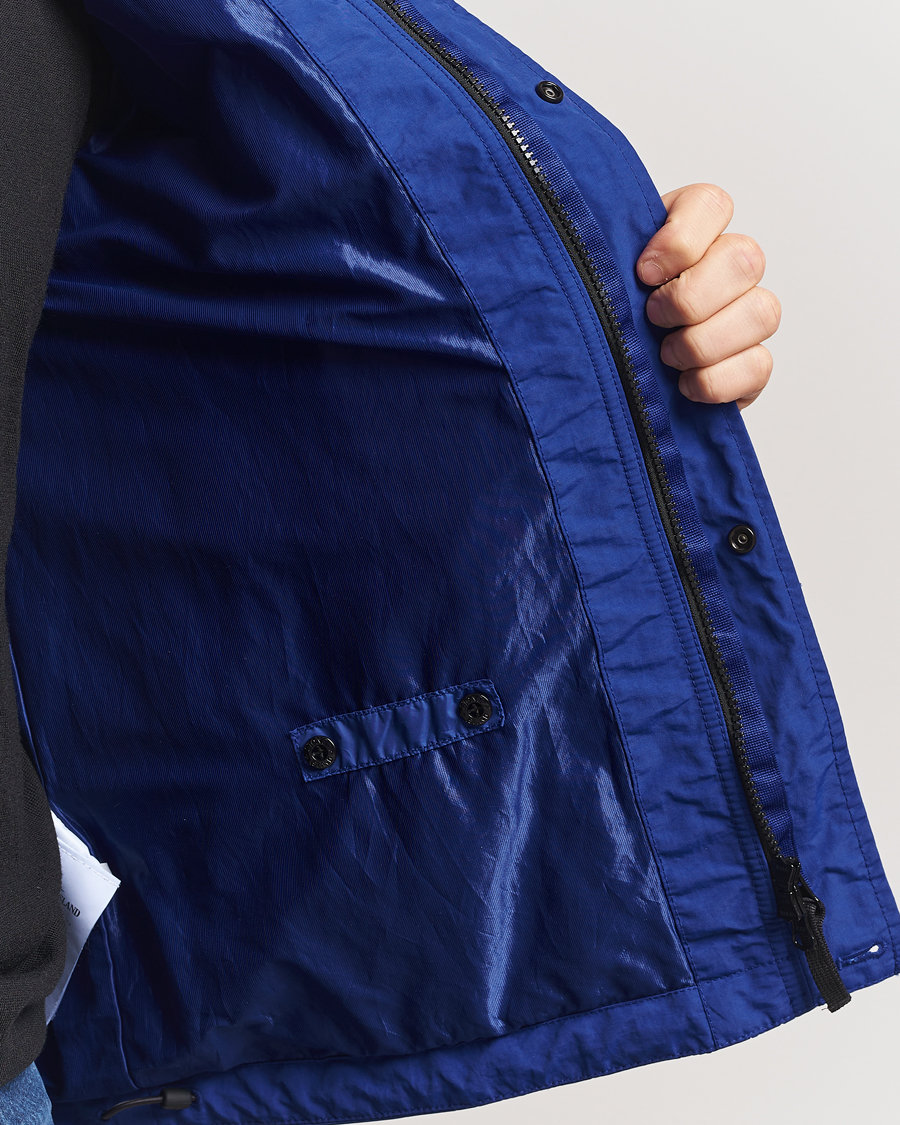 Men | Coats & Jackets | Stone Island | Crinkle Reps Hooded Jacket Bright Blue
