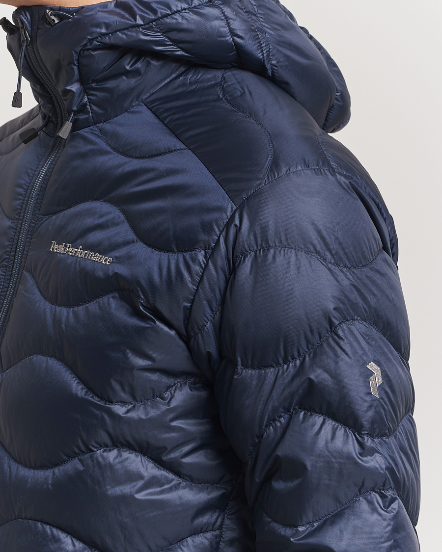 Men | Coats & Jackets | Peak Performance | Helium Down Hooded Jacket Blue Shadow