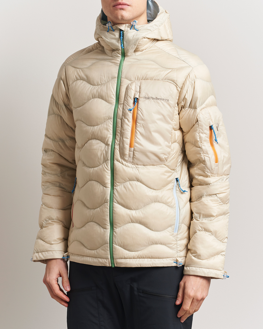 Men | Coats & Jackets | Peak Performance | Helium Utility Down Hooded Jacket Sand Fog