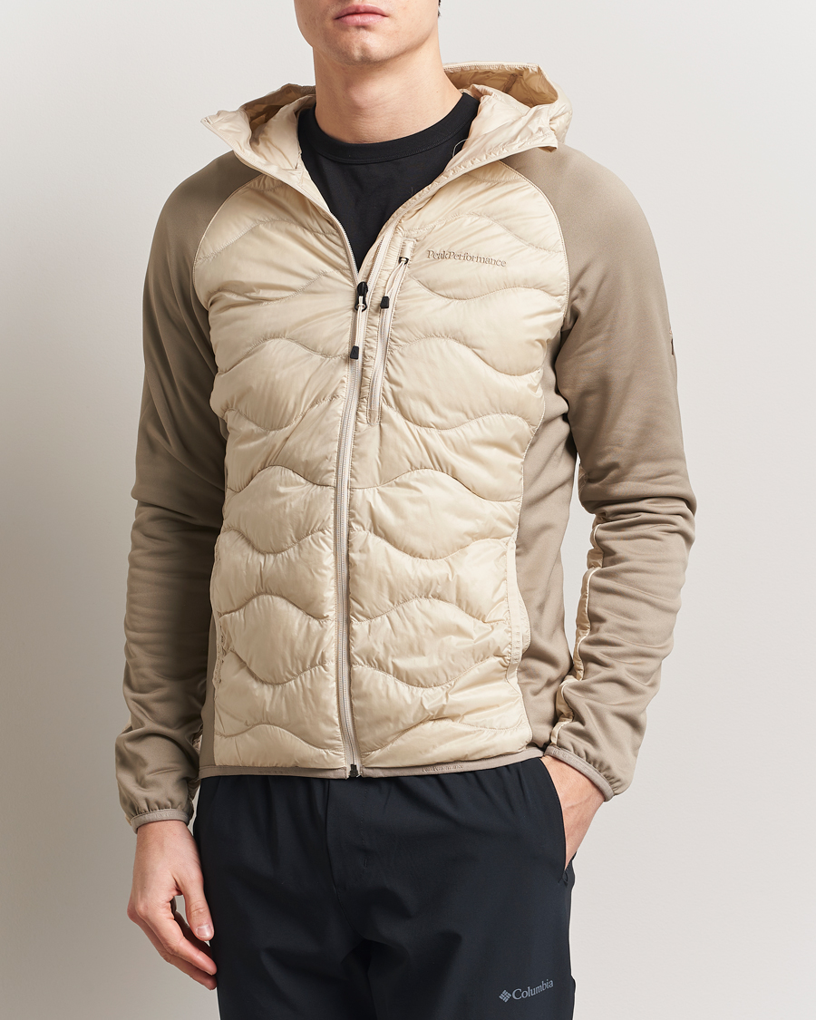 Men | Coats & Jackets | Peak Performance | Helium Down Hooded Hybrid Jacket Sand Fog