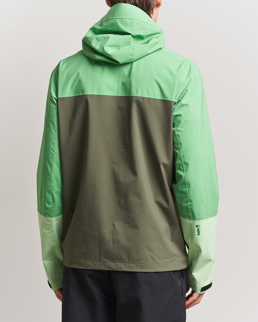 Men | Coats & Jackets | Peak Performance | Trail Hipe Hooded Shell Jacket Peppermint/Pine Needle