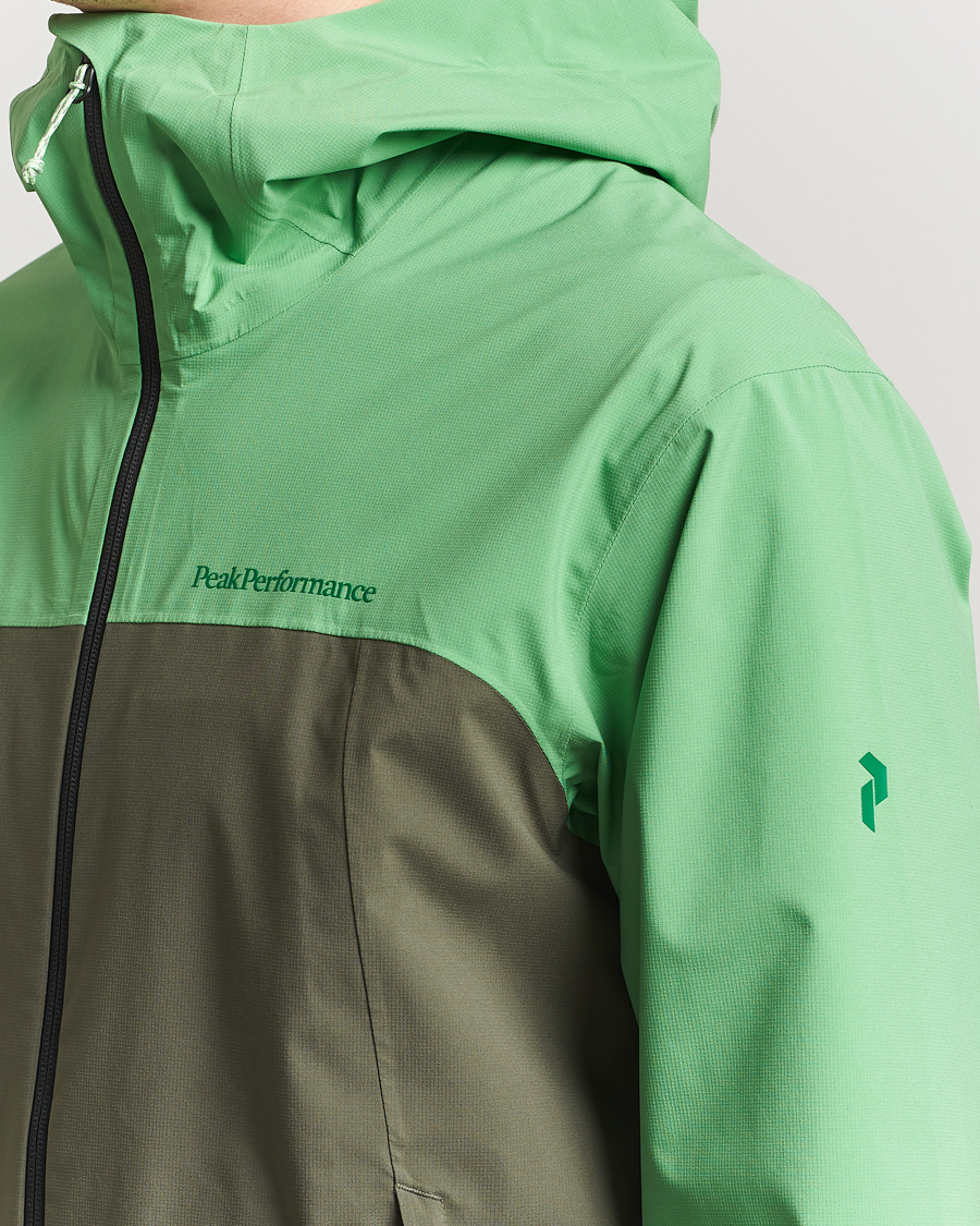 Men | Coats & Jackets | Peak Performance | Trail Hipe Hooded Shell Jacket Peppermint/Pine Needle