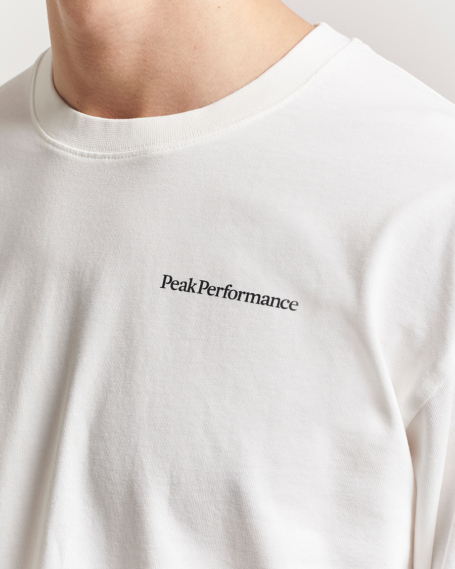 Men | T-Shirts | Peak Performance | Graphic Long Sleeve T-Shirt Off White