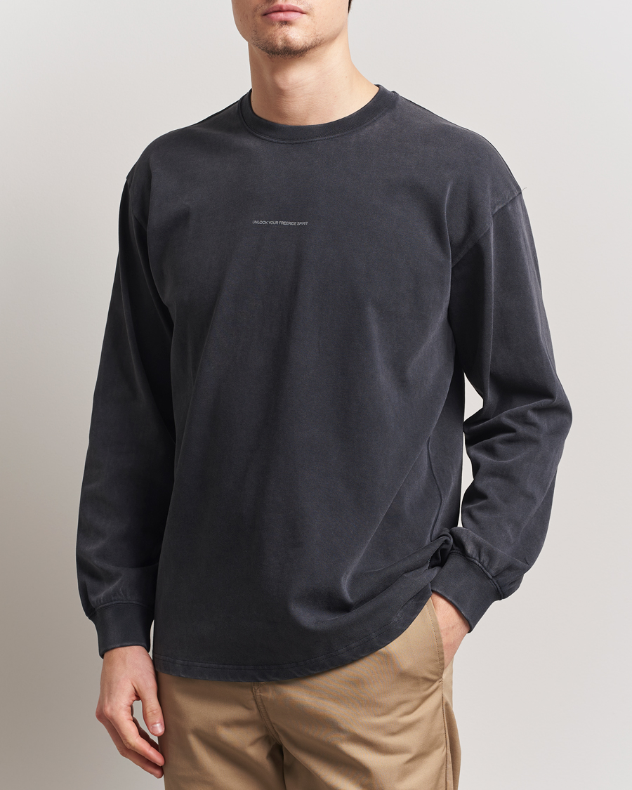 Men | T-Shirts | Peak Performance | Graphic Long Sleeve T-Shirt Black