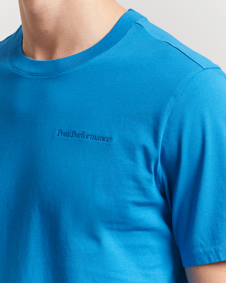 Men | T-Shirts | Peak Performance | Original Crew Neck T-Shirt Brilliant Blue