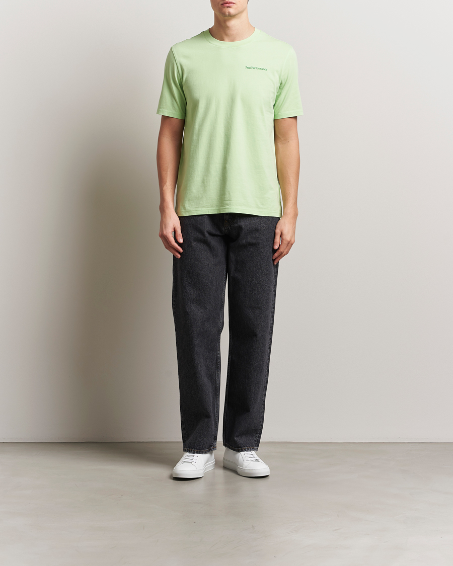 Men | T-Shirts | Peak Performance | Original Crew Neck T-Shirt Vivid Green