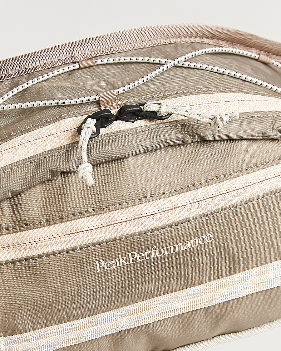 Men | Bags | Peak Performance | Trail Hip Bag Avid Beige