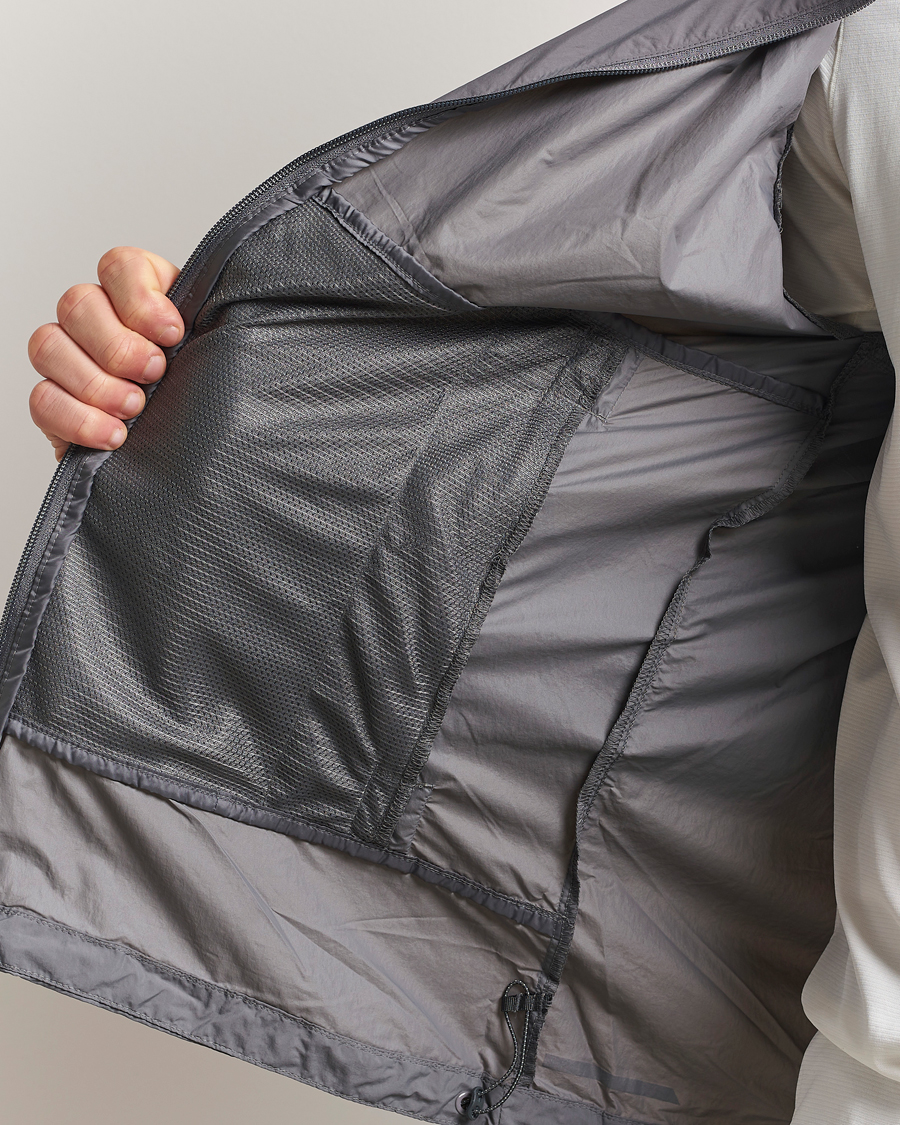 Men | Coats & Jackets | Columbia | Loop Basin Windbreaker City Grey