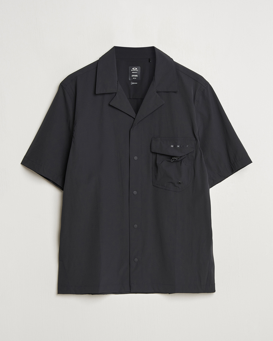 Men | Shirts | Oakley | Cuban Collar Short Sleeve Shirt Blackout