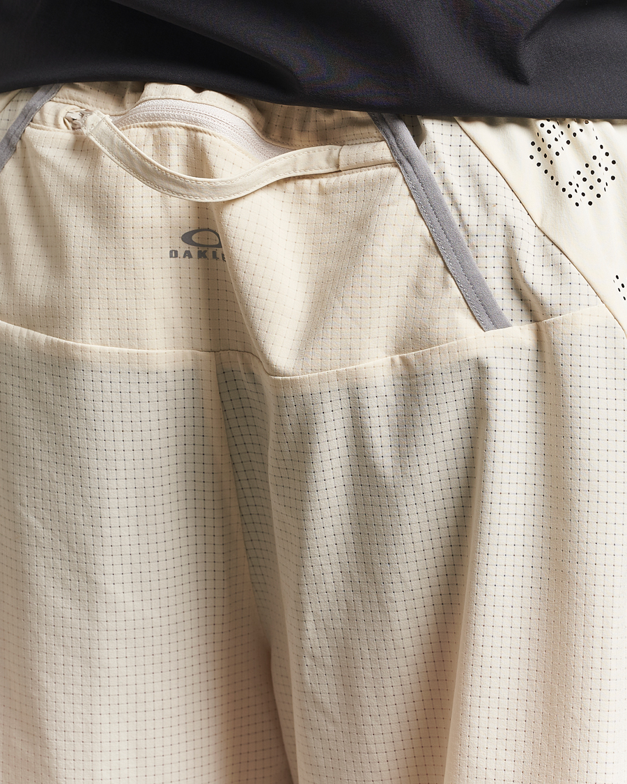 Men | Shorts | Oakley | Latitude Flight Shorts Mist