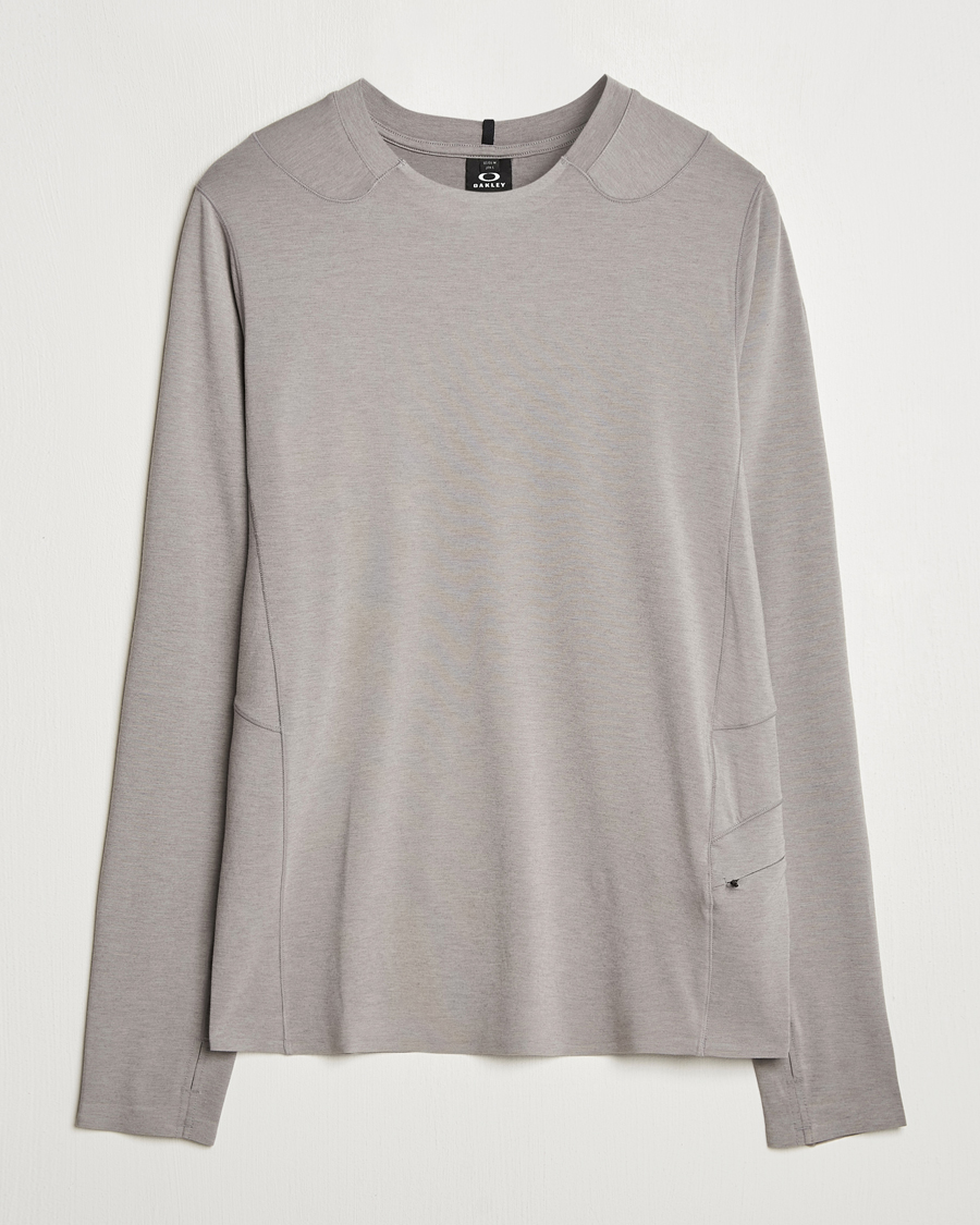 Men | T-Shirts | Oakley | Latitude Flight Shell T-Shirt Cement