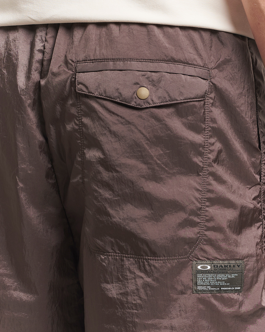 Men | Shorts | Oakley | Factor Shorts Deep Plum