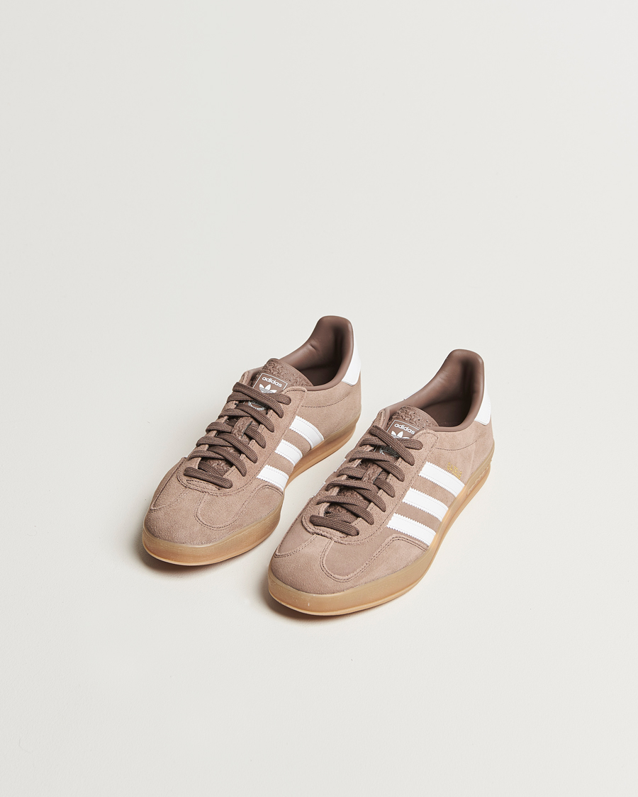 Men | Sneakers | adidas Originals | Gazelle Indoor Sneaker Earth Brown/White